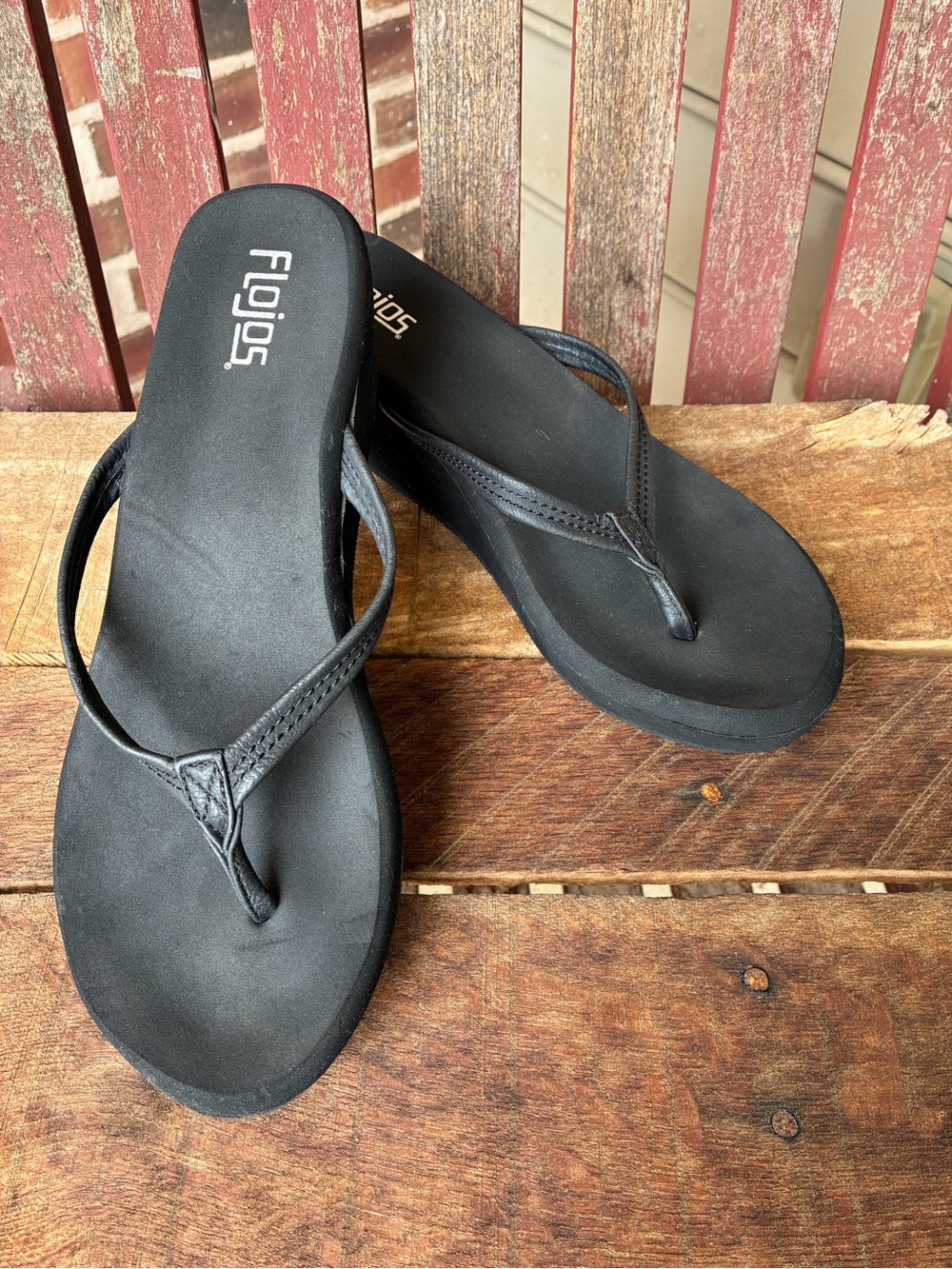 Flojos Black Women's Thong Sandals